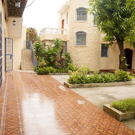 Hotel Le Manguier Les Cayes Ruang foto